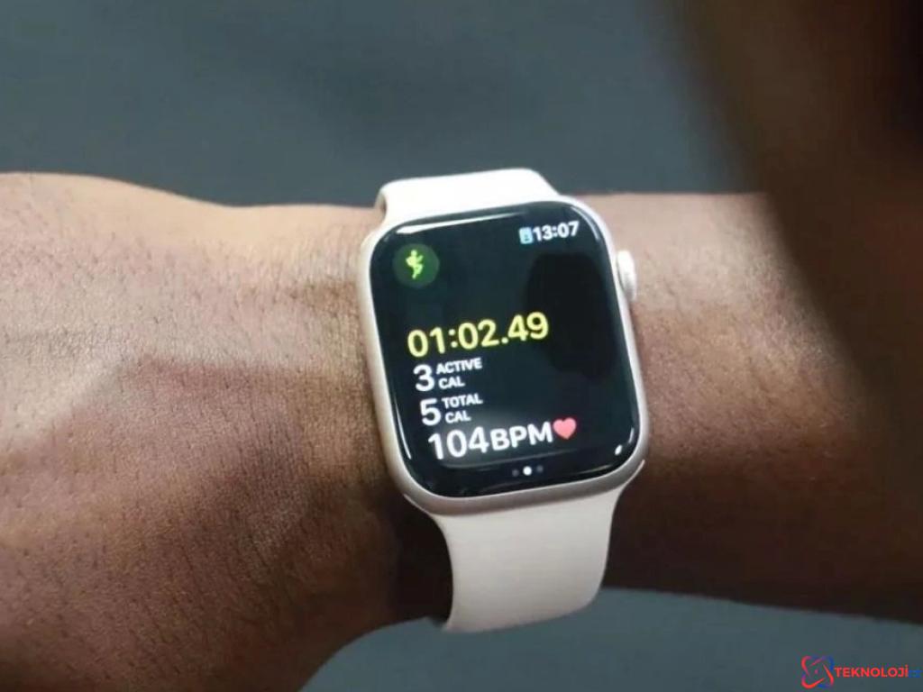 Apple Watch’un MicroLED beklentisi suya düştü!