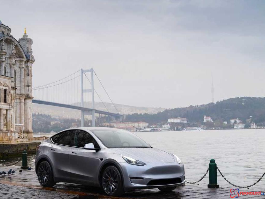 Tesla gereğinden fazla araç üretti! Zararına satıyor