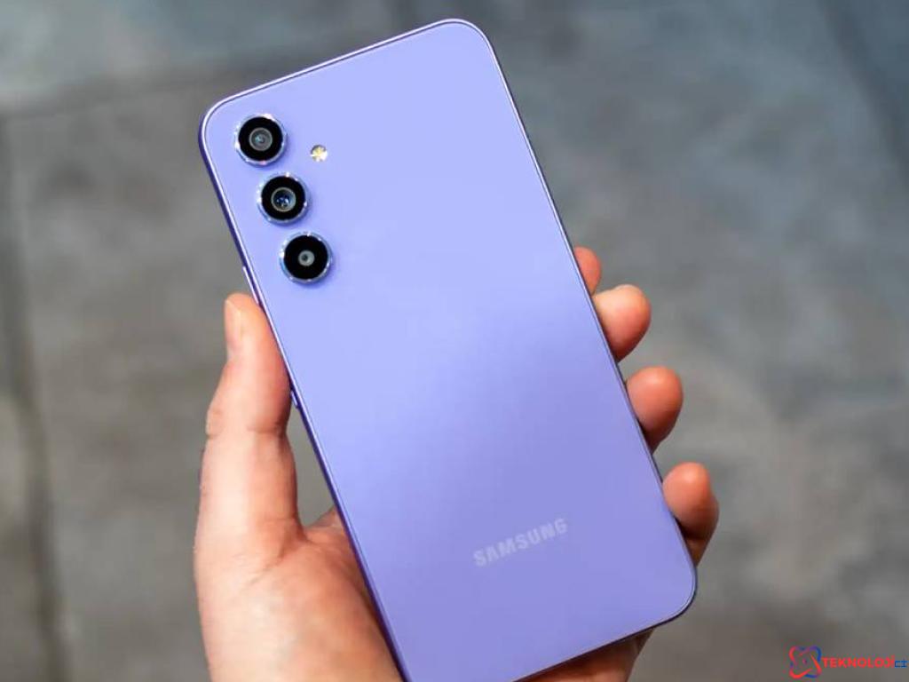 Samsung Galaxy A54 için Ekim 2024 Güncellemesi Yayında!