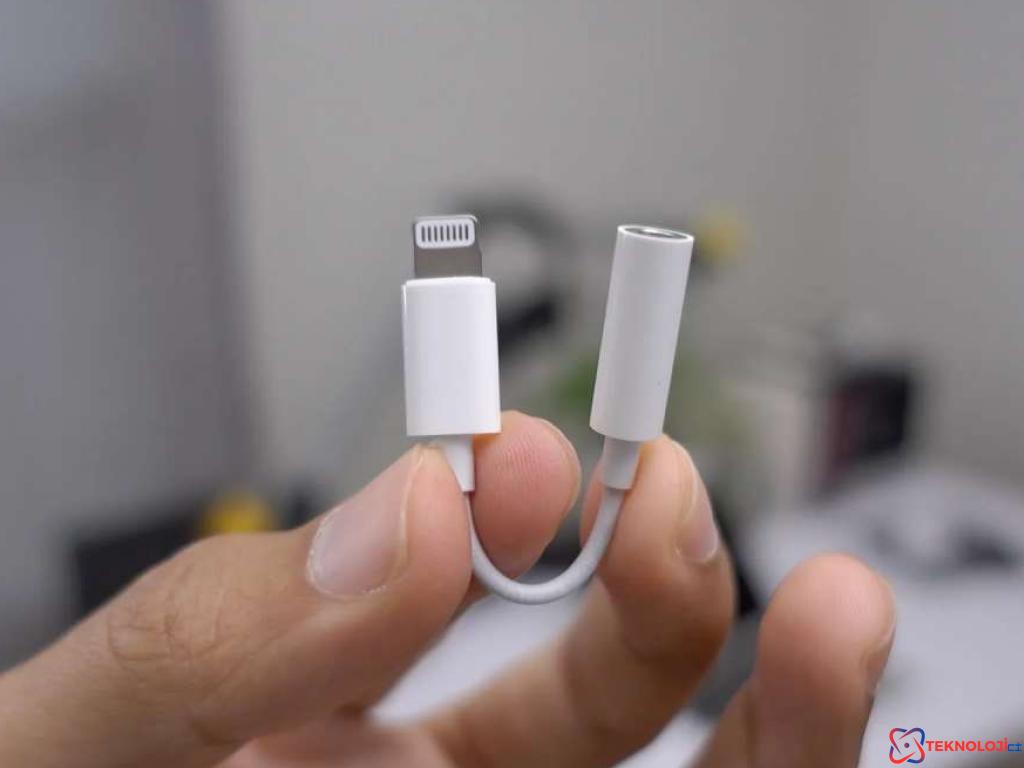 Apple 3.5 mm Jak Lightning Adaptörü