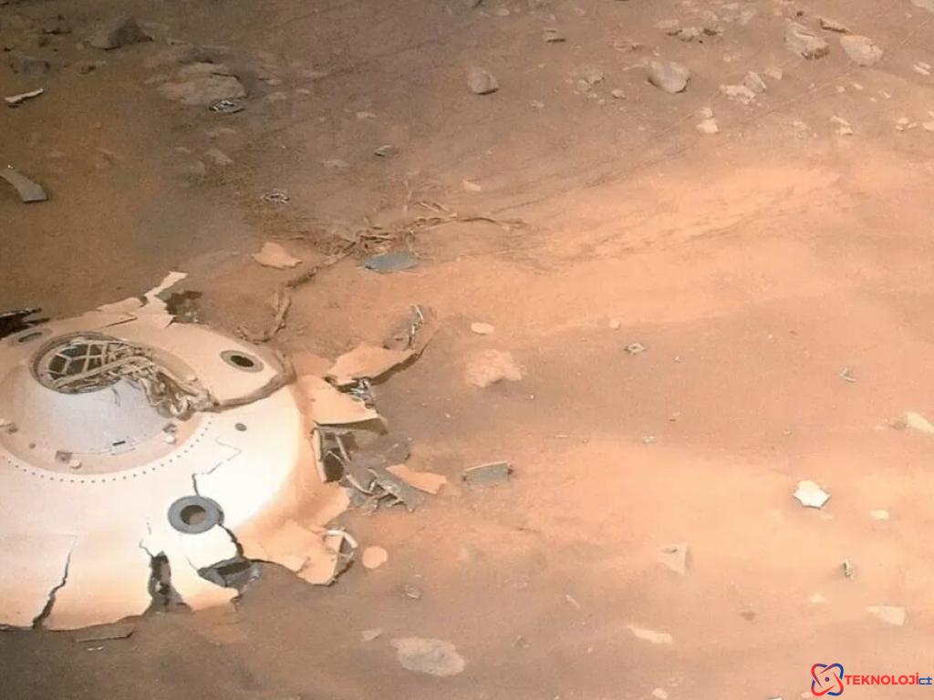 Ingenuity Helikopteri'nin Gözünden Mars'ta Bulunan Enkaz