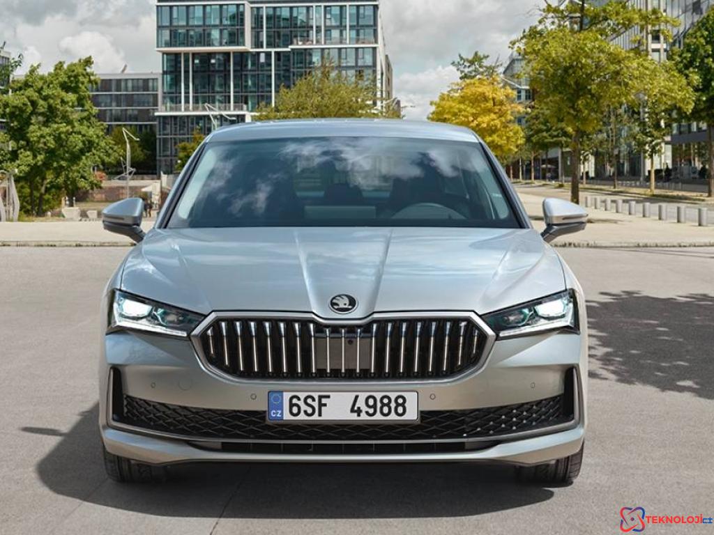 Skoda Superb Fiyat Listesi - Ekim 2024