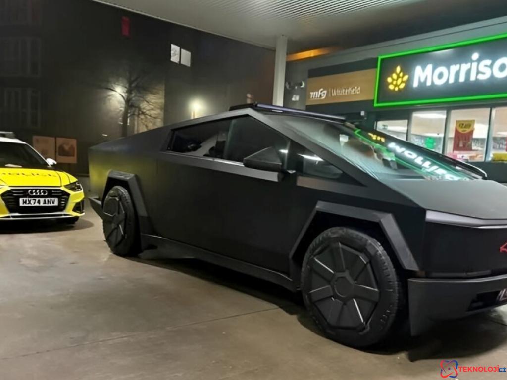 Tesla Model Y Juniper ile Polis Filoları Yenileniyor!