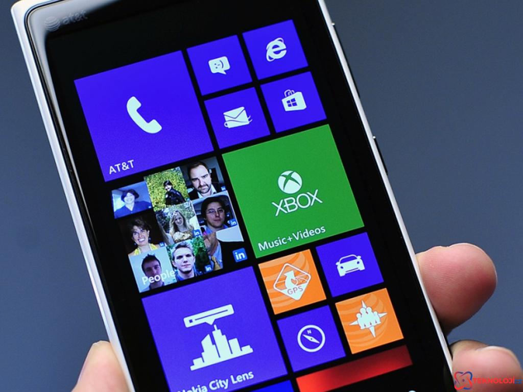 Lumia 950 XL'e Windows 10/11 ARM Desteği!