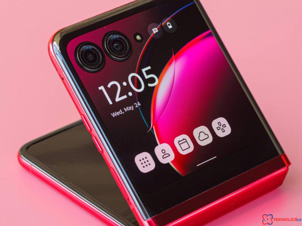 Motorola Razr Ultra 2025: Beklentiler ve Performans!