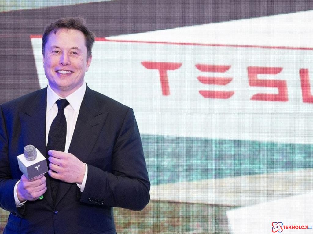 Tesla CEO'su Elon Musk, Elektrikli Araç Üretimini İki Katına Çıkaracak